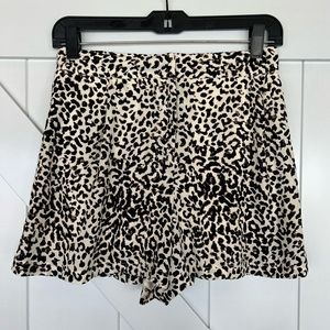 ASTR High Waist Dressy + Flowy Leopard Print Shorts M
